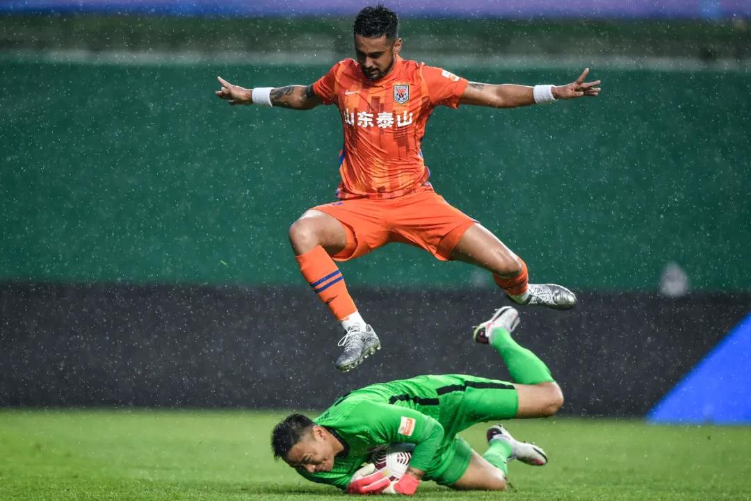 هداف الدوري الألماني 2023من يتصدر سباق التهديف في البوندسليجا؟